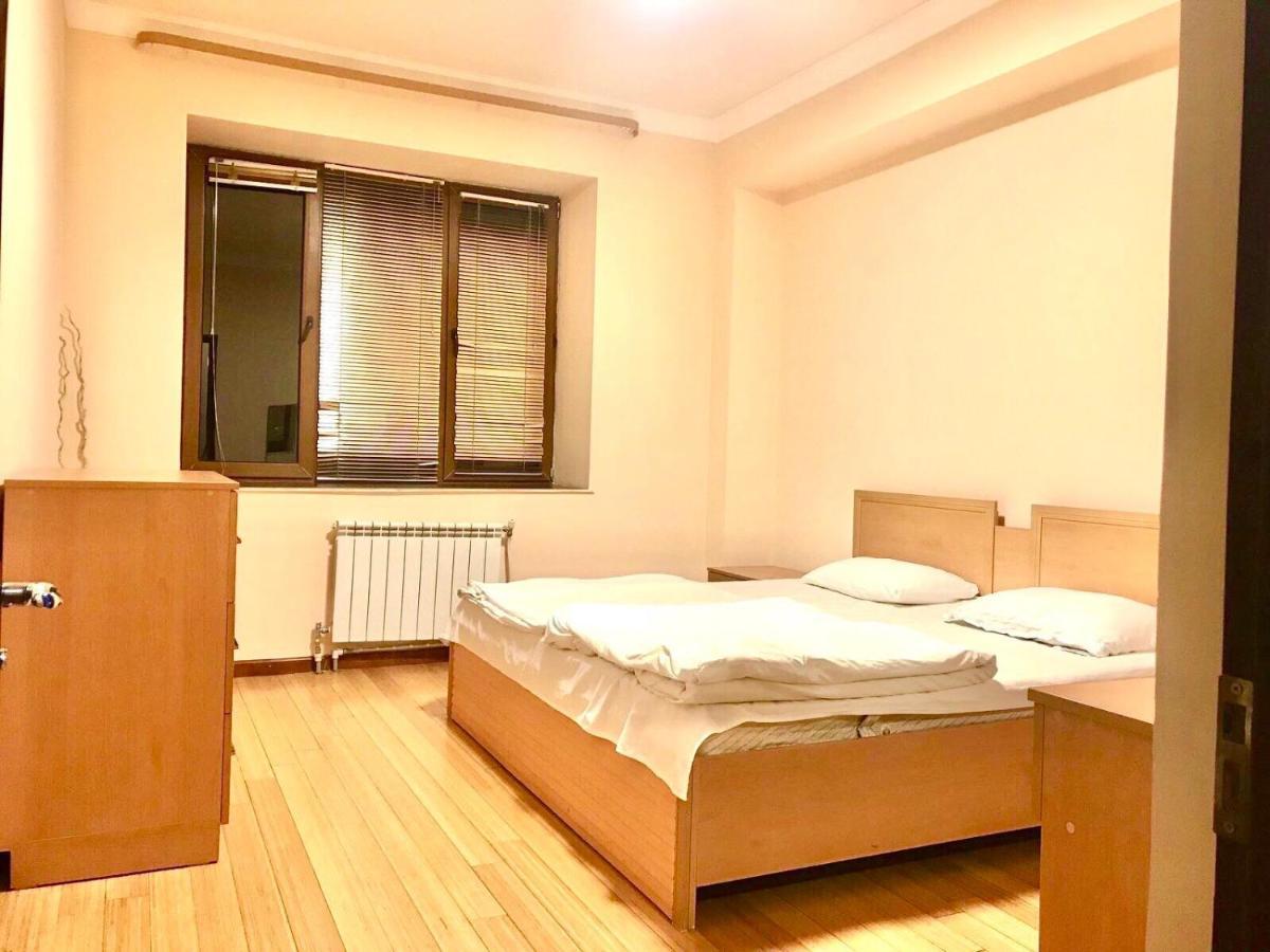Mount Hood Apartments 예레반 외부 사진